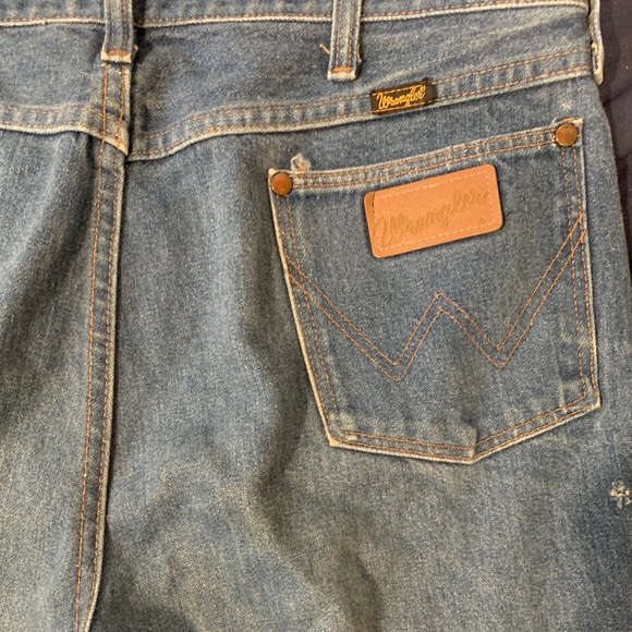 Vintage Wrangler Mom Jeans - Picture 3 of 7
